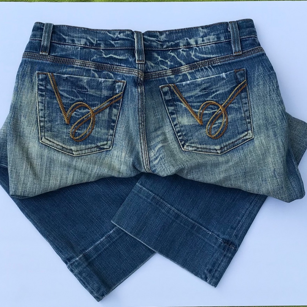 Bebe distressed crop jeans